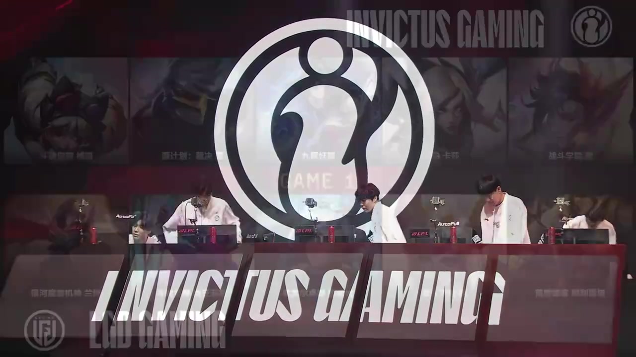 IG发布2025LPL第二赛段赛场高光：6-0！晋级登峰组！